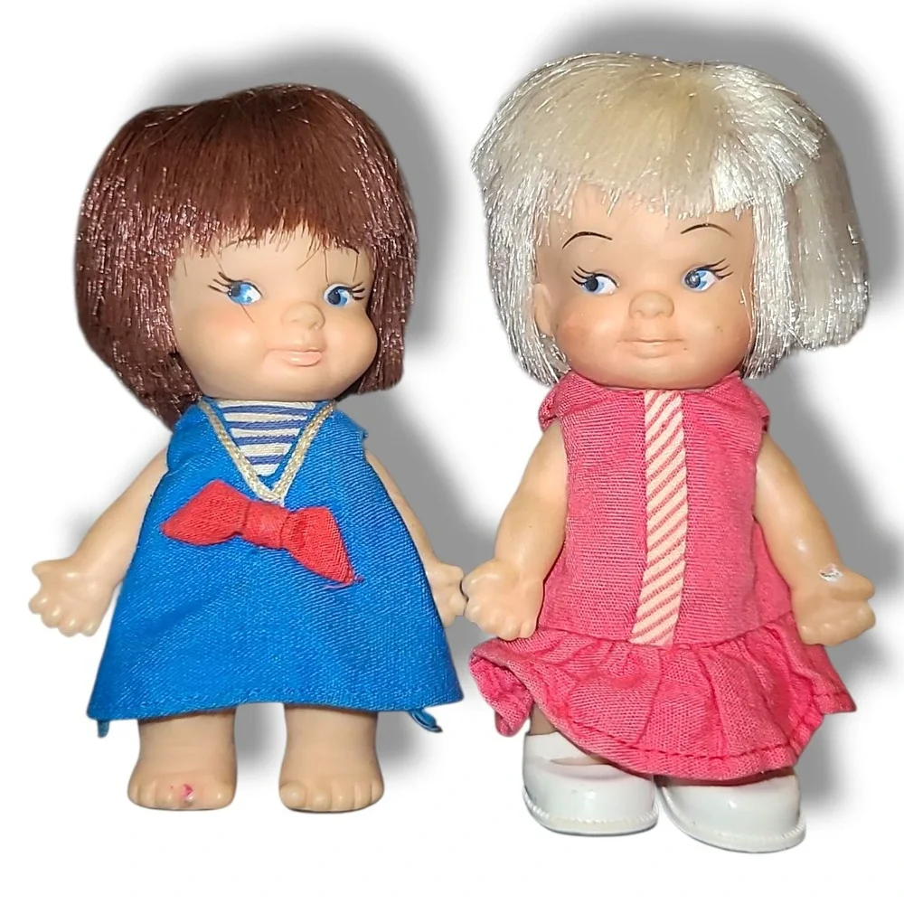2 Baby Pee Wee Dolls‎ 1966 Pair Hong Kong Vintage Mini Dolls Dresses